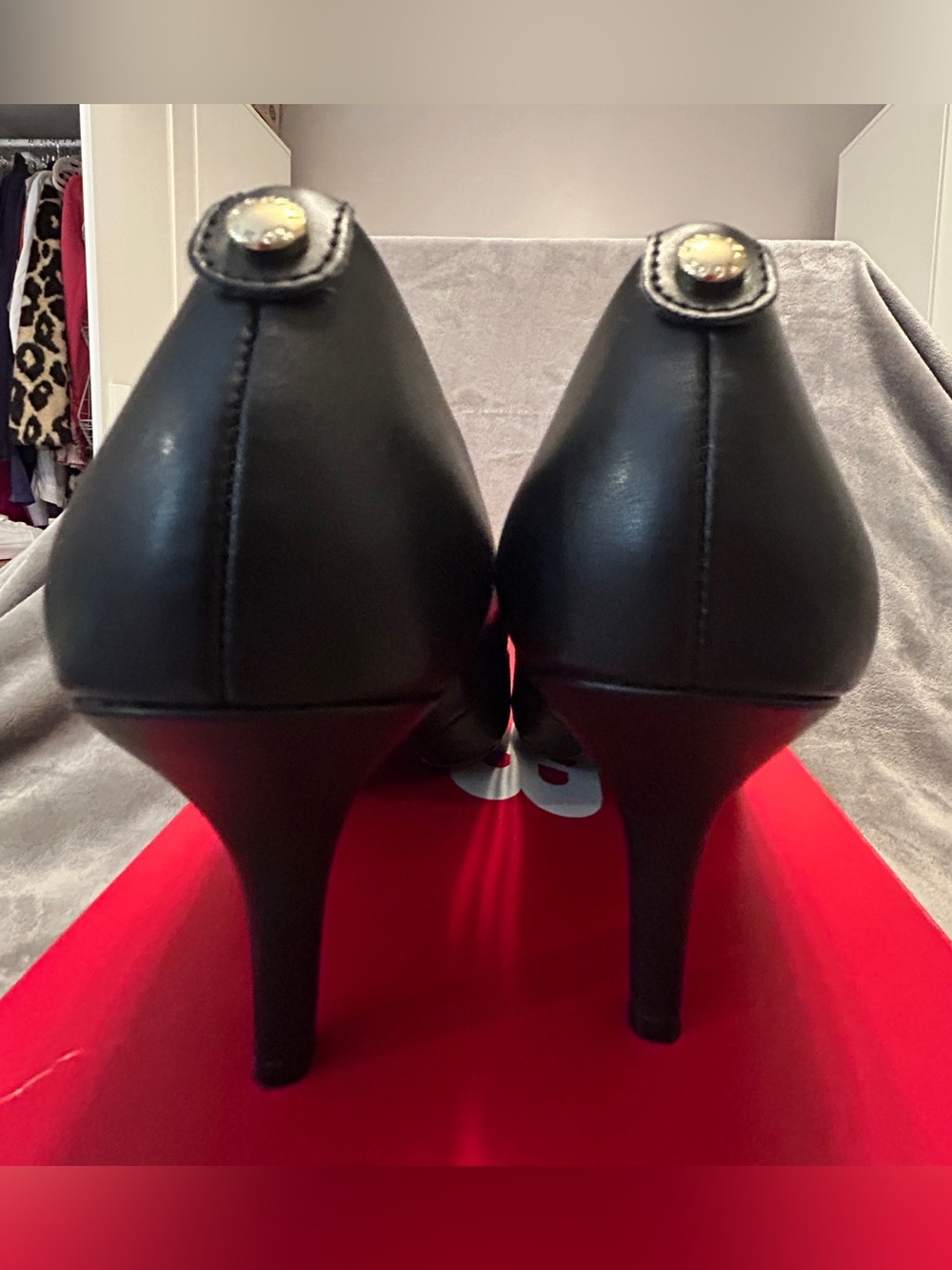 Michael Kors Black Leather Pointed-Toe Stiletto Pumps - Alina Flex Fit - Picture 6 of 10